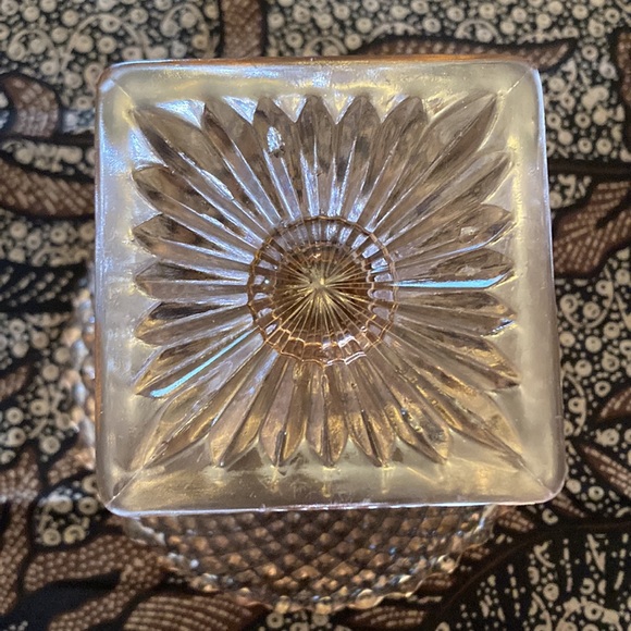 Vintage Pink Glass - Picture 3 of 8